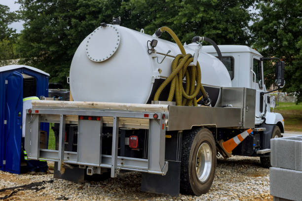 Best Best portable toilet rental  in Barneveld, WI